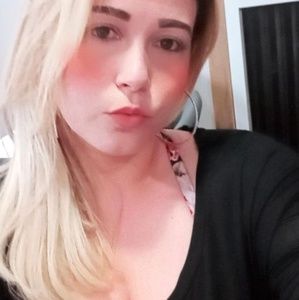 Meet your Posher, Vanessalaia